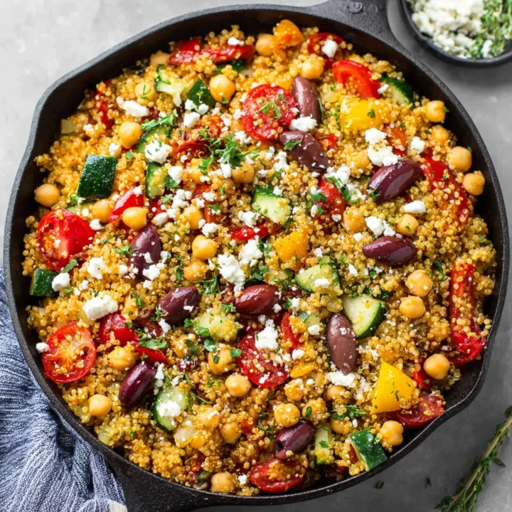 High Protein Mediterranean Quinoa Skillet – One-Pan Healthy Dinner Recipe