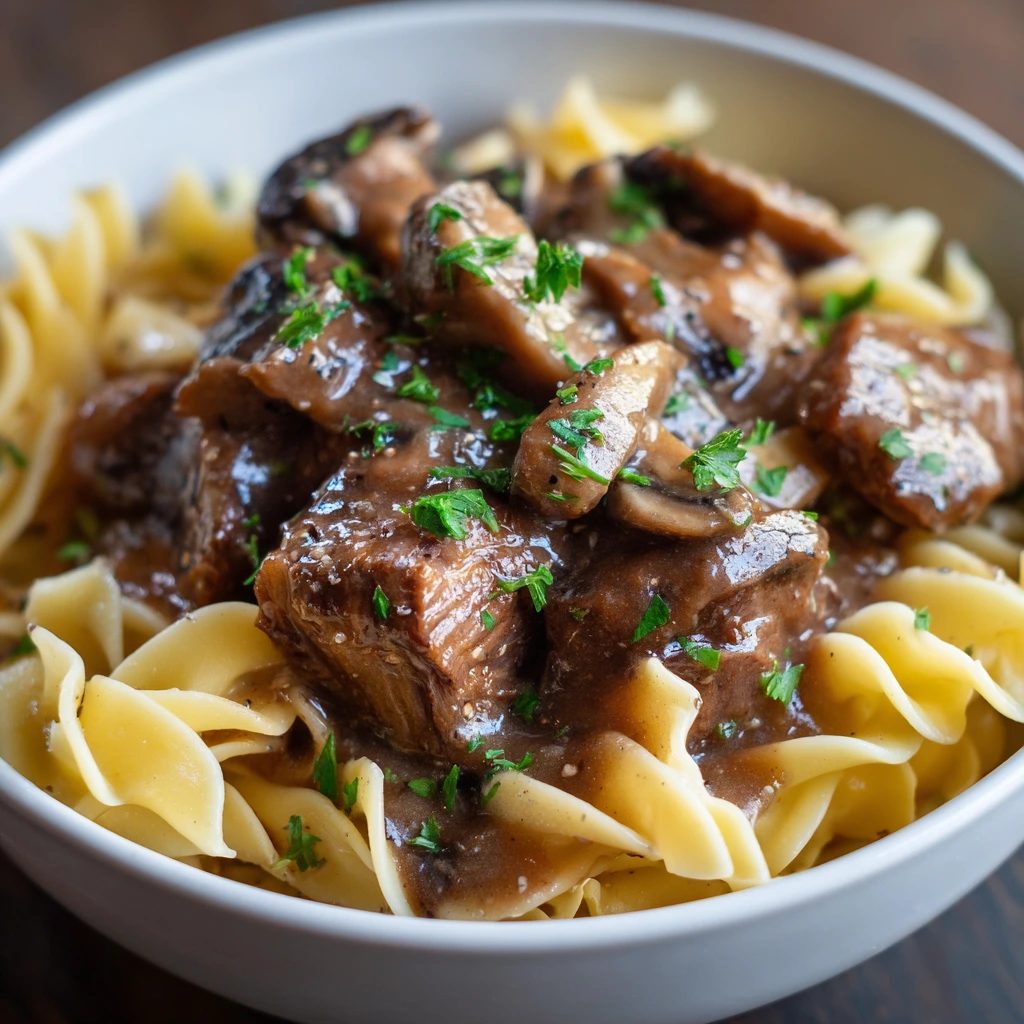 Slow Cooker Beef and Mushroom Gravy with Egg Noodles 2